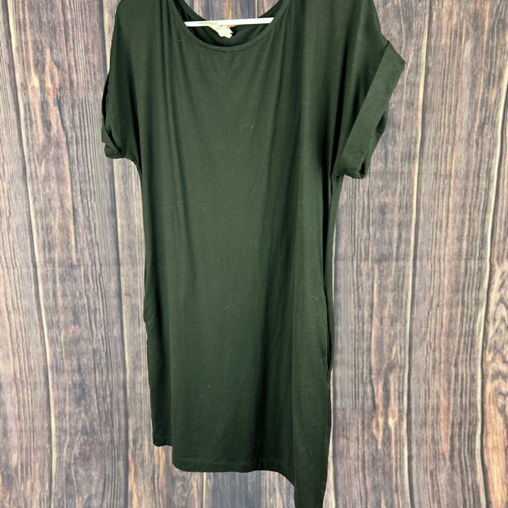 Black Casual T-Shirt Dress with *POCKETS*